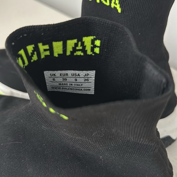 Balenciaga shoes - Picture 2 of 3